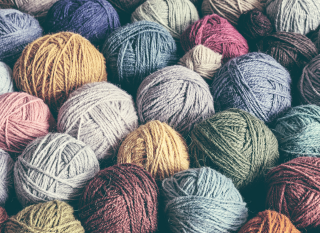 Laine, cuir, soie & co tout savoir sur les fibres textiles animales 